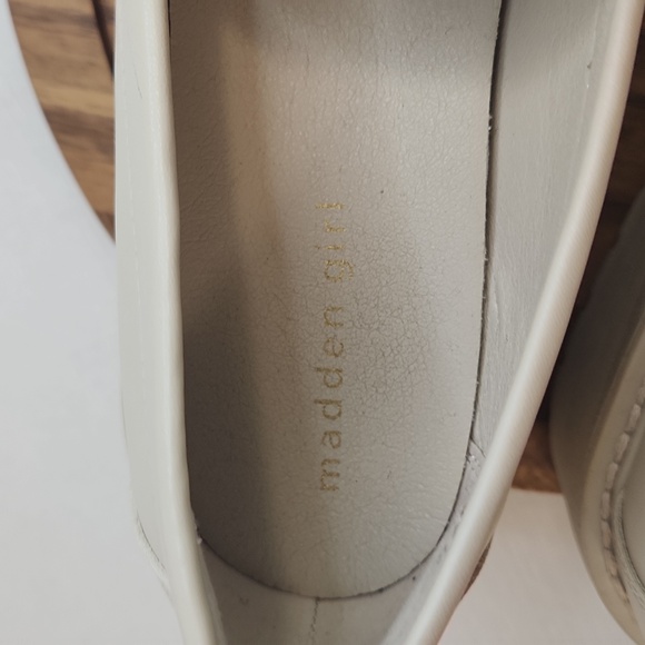 Madden Girl Lotto Bone Chunky Heel Loafers. Size 8 - Picture 7 of 9